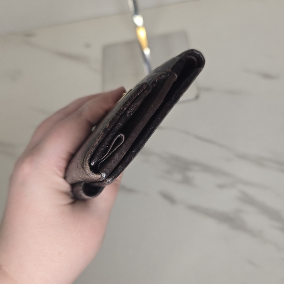 Gucci GG Guccisima Monogram Leather Compact Wallet in Dark Chocolate Brown - Picture 4 of 9